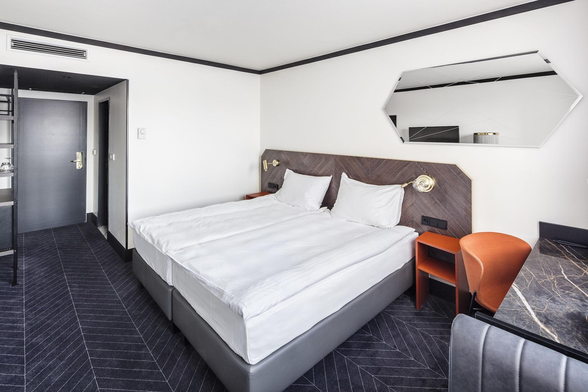 Vienna House By Wyndham Diplomat Prague Hotel Ngoại thất bức ảnh