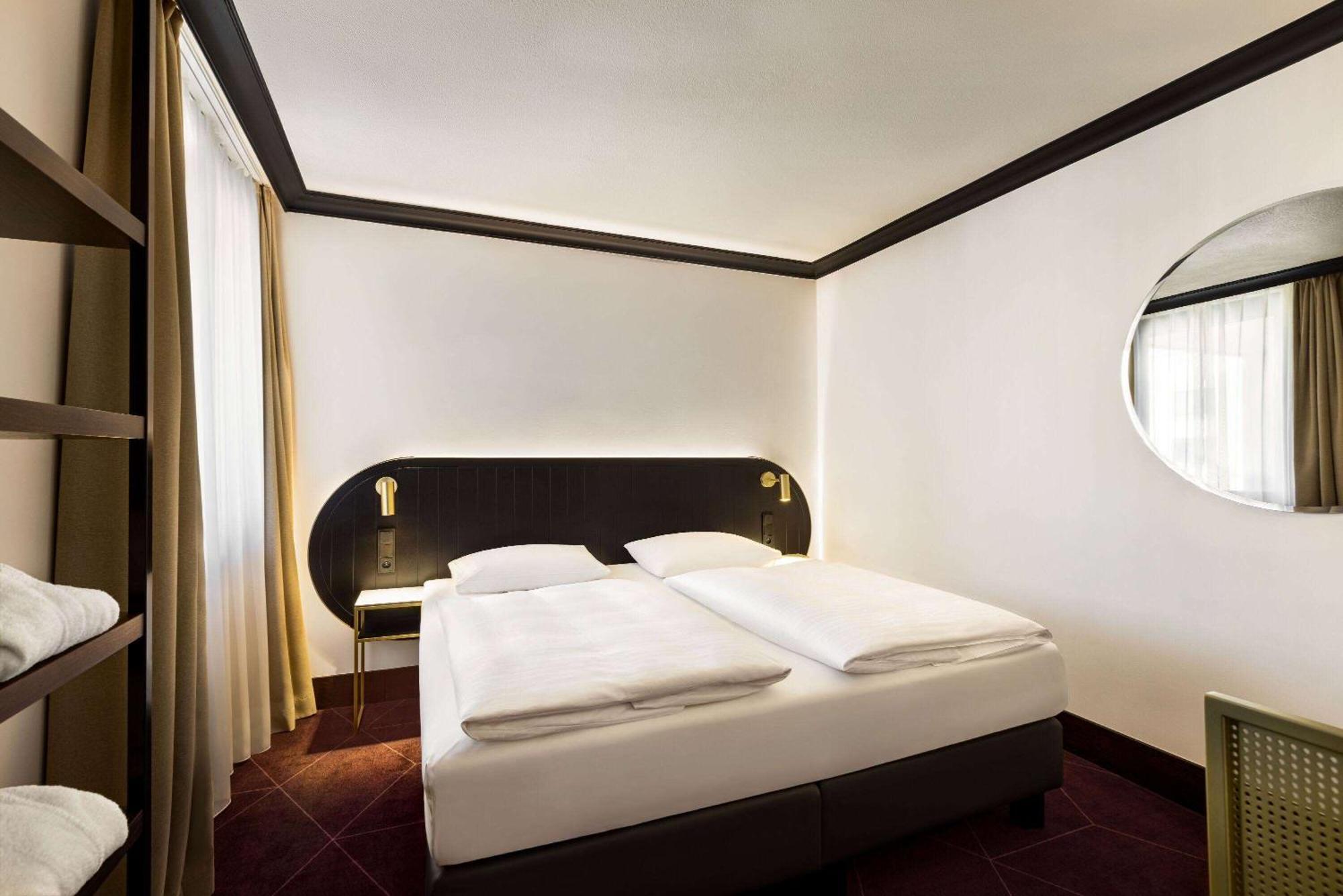 Vienna House By Wyndham Diplomat Prague Hotel Ngoại thất bức ảnh