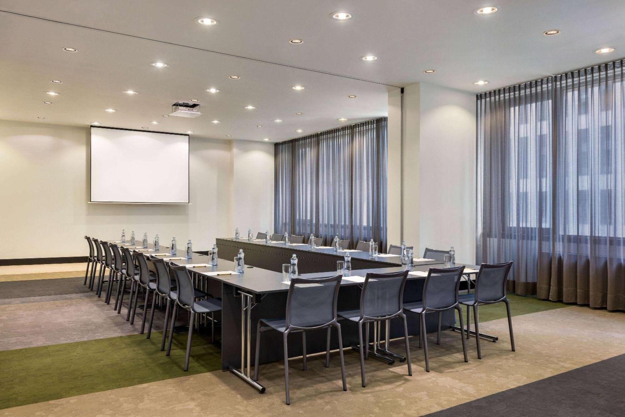 Vienna House By Wyndham Diplomat Prague Hotel Ngoại thất bức ảnh